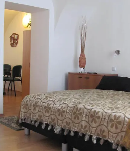 Nussdorf Vendégház 2*